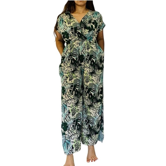 America & Beyond Hidden Cheetah Jumpsuit - Picture 10 of 10